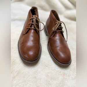 Sonoma Brown Chukka Boots with Distressed Leather